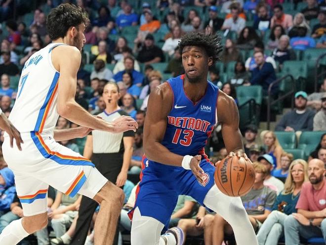 主持一档采 主持一档采