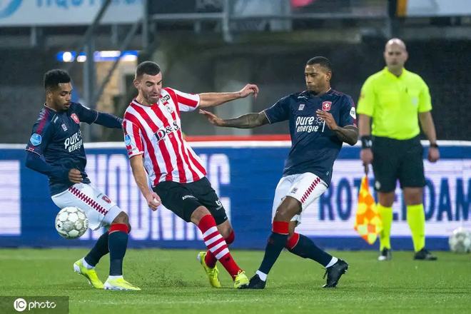 对志在欧冠 对志在欧冠